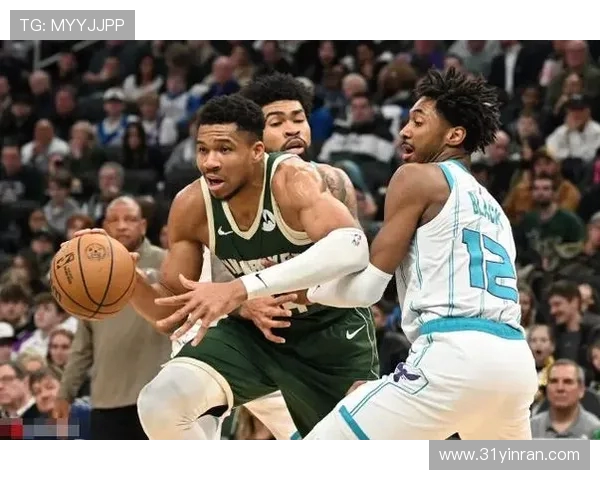 密尔沃基雄鹿鏖战劲敌全场对攻激烈上演巅峰之夜