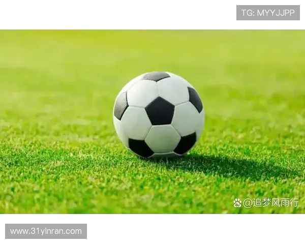 全球足坛新星崛起描绘当代足球巨星成长传奇旅程在绿茵场绽放光芒