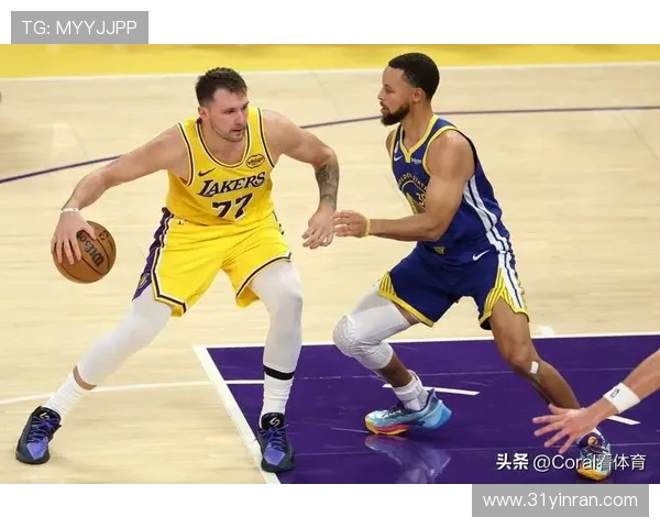 湖人勇士巅峰对决再燃战火詹姆斯库里引爆全场焦点