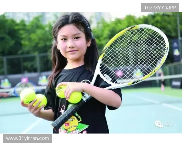 周敏专访：从青涩少年到网球明星的成长之路回顾