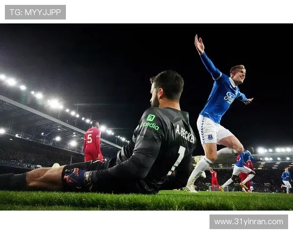 利物浦与埃弗顿激战正酣让我们一起欢呼吧足球盛宴即将开启 利物浦与埃弗顿激战正酣让我们一起欢呼吧足球盛宴即将开启